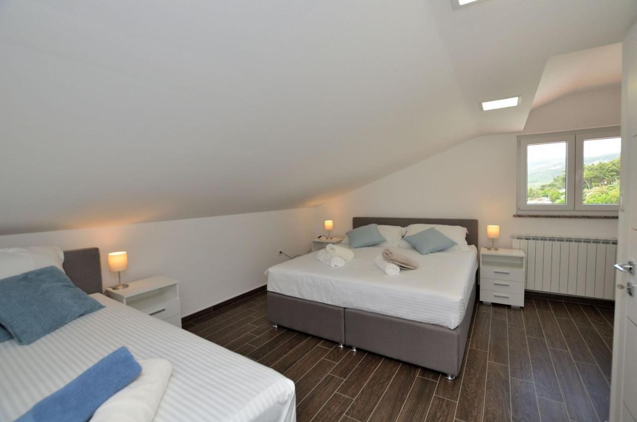 Apartments Villa Sofia Martinscica  Ngoại thất bức ảnh