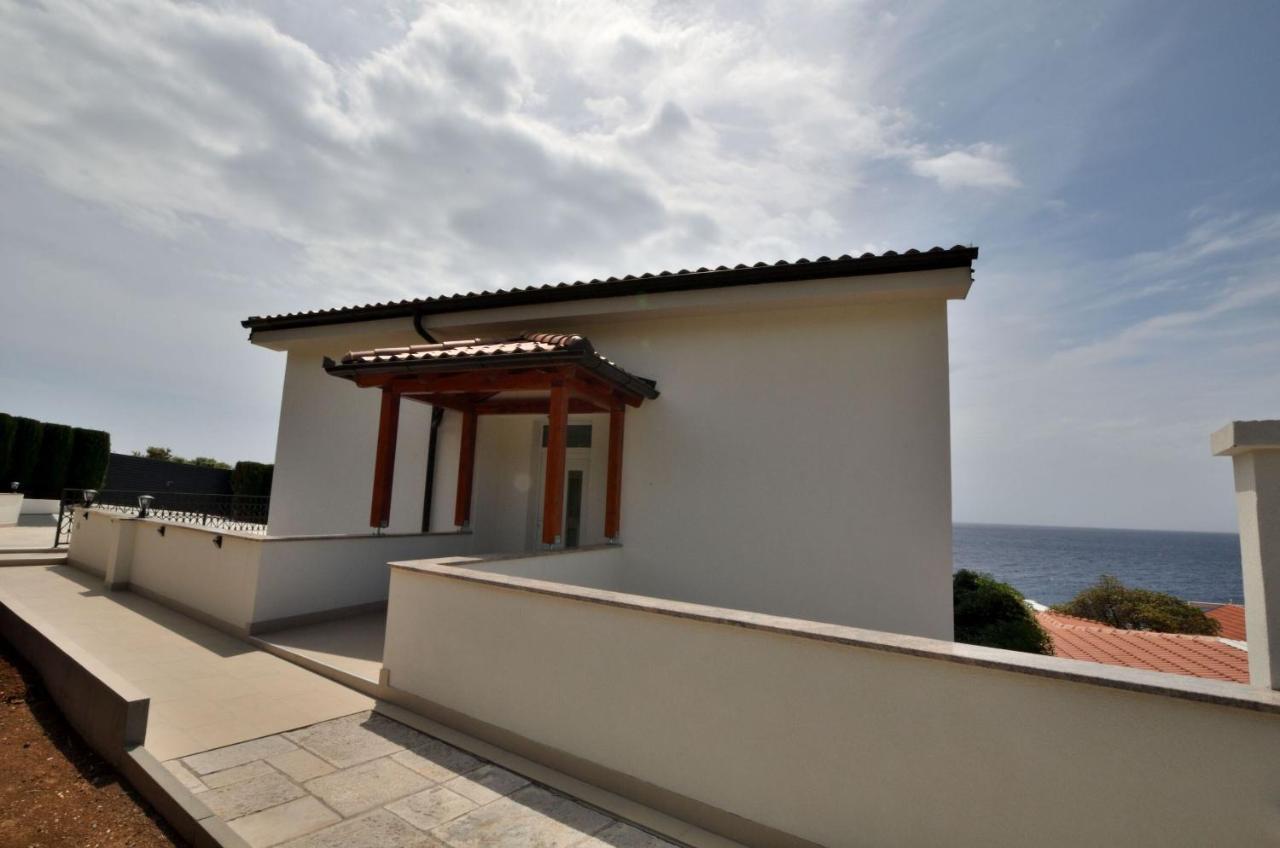 Apartments Villa Sofia Martinscica  Ngoại thất bức ảnh