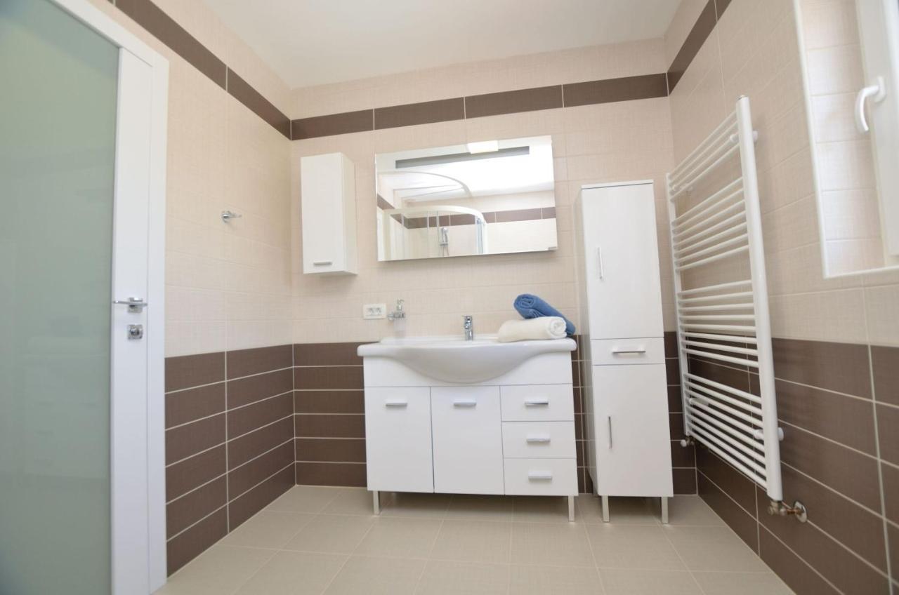 Apartments Villa Sofia Martinscica  Ngoại thất bức ảnh
