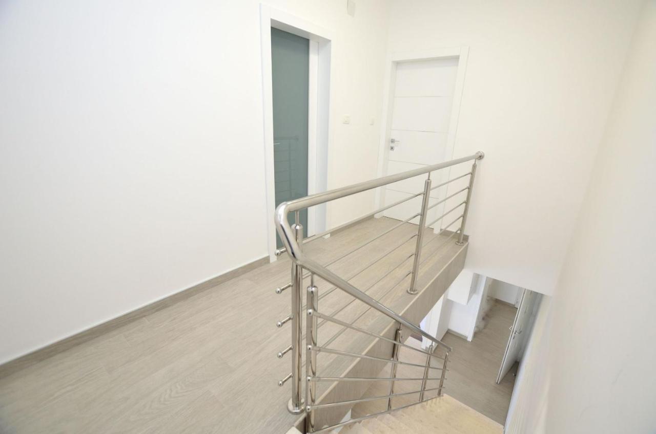 Apartments Villa Sofia Martinscica  Ngoại thất bức ảnh