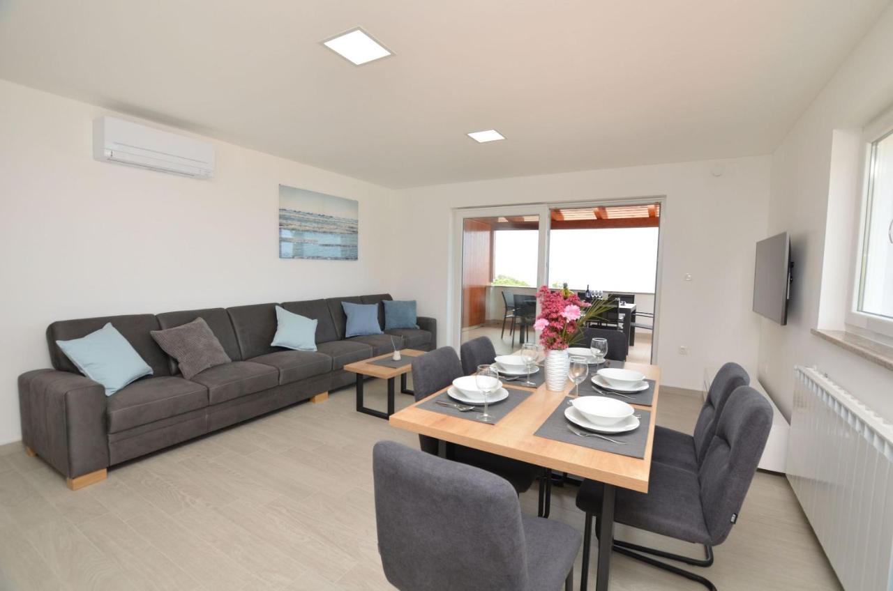 Apartments Villa Sofia Martinscica  Ngoại thất bức ảnh
